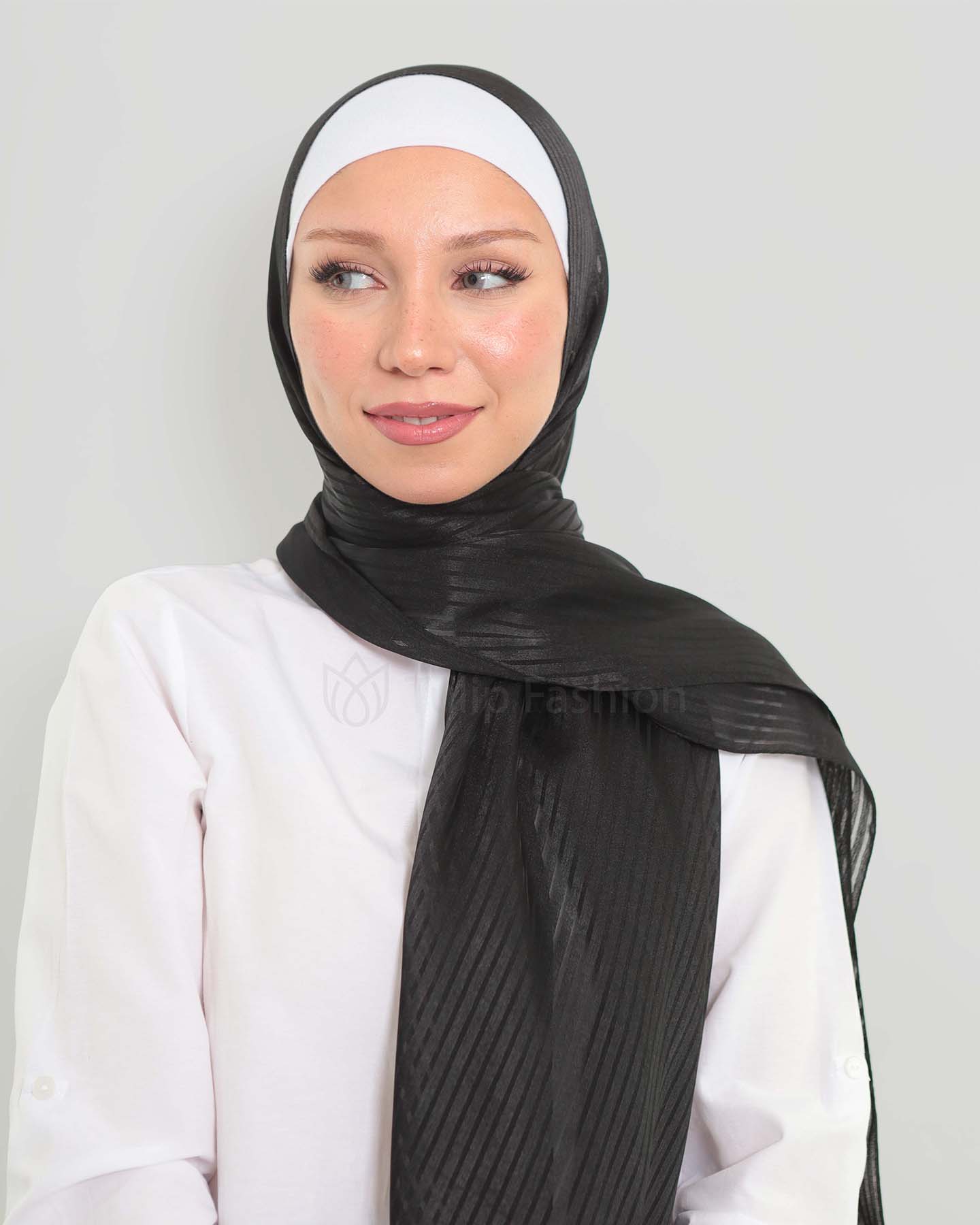 Hijab - Satin striped - Svart