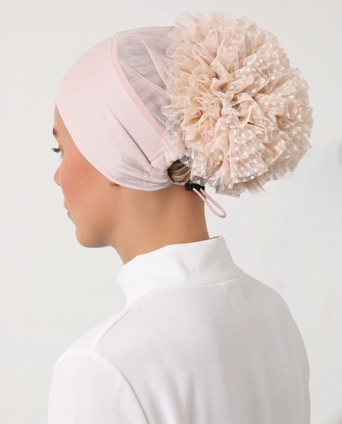 Adjustable Underscarf with Silicone and Puff - Beige