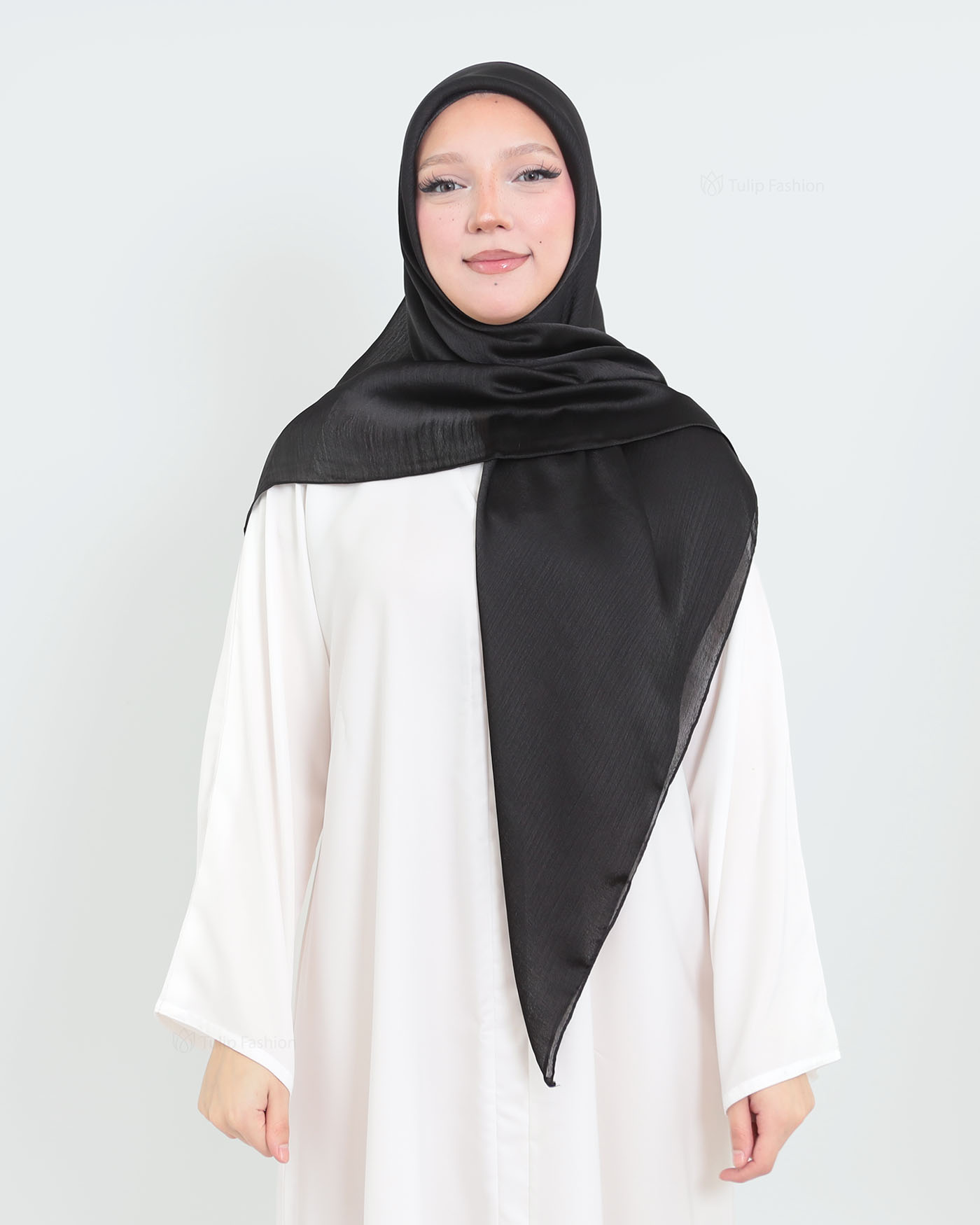 Hijab - Square metallic satin - Svart