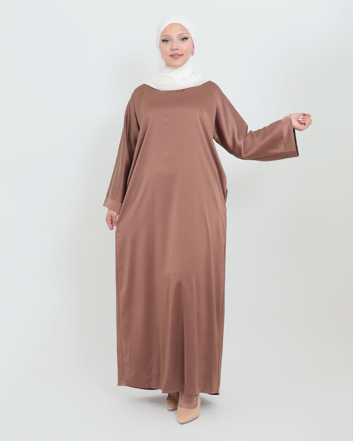 Maxiklänning i Kräp-tyg - Taupe