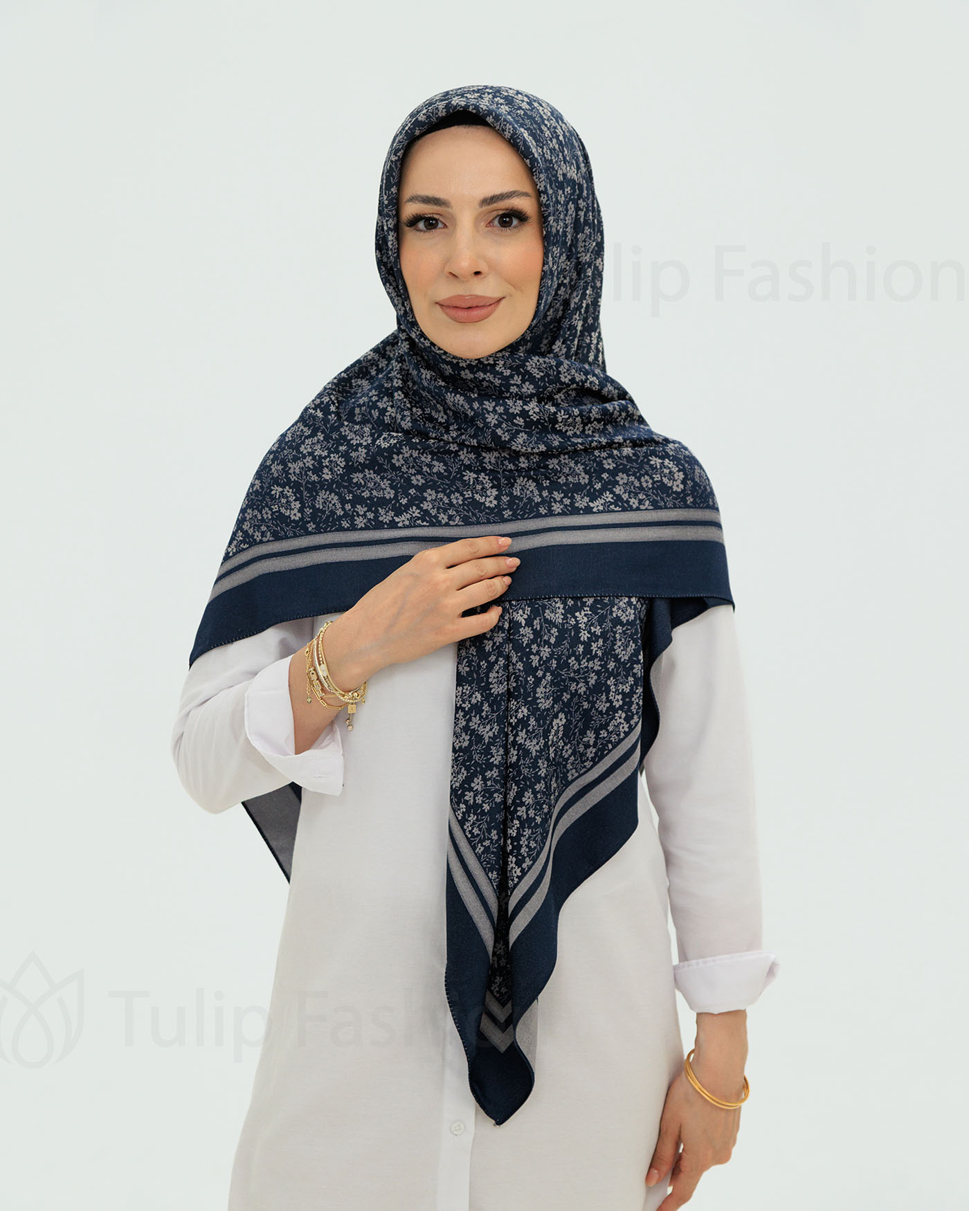 Hijab - Square Viskon 120 cm - Midnattsblå