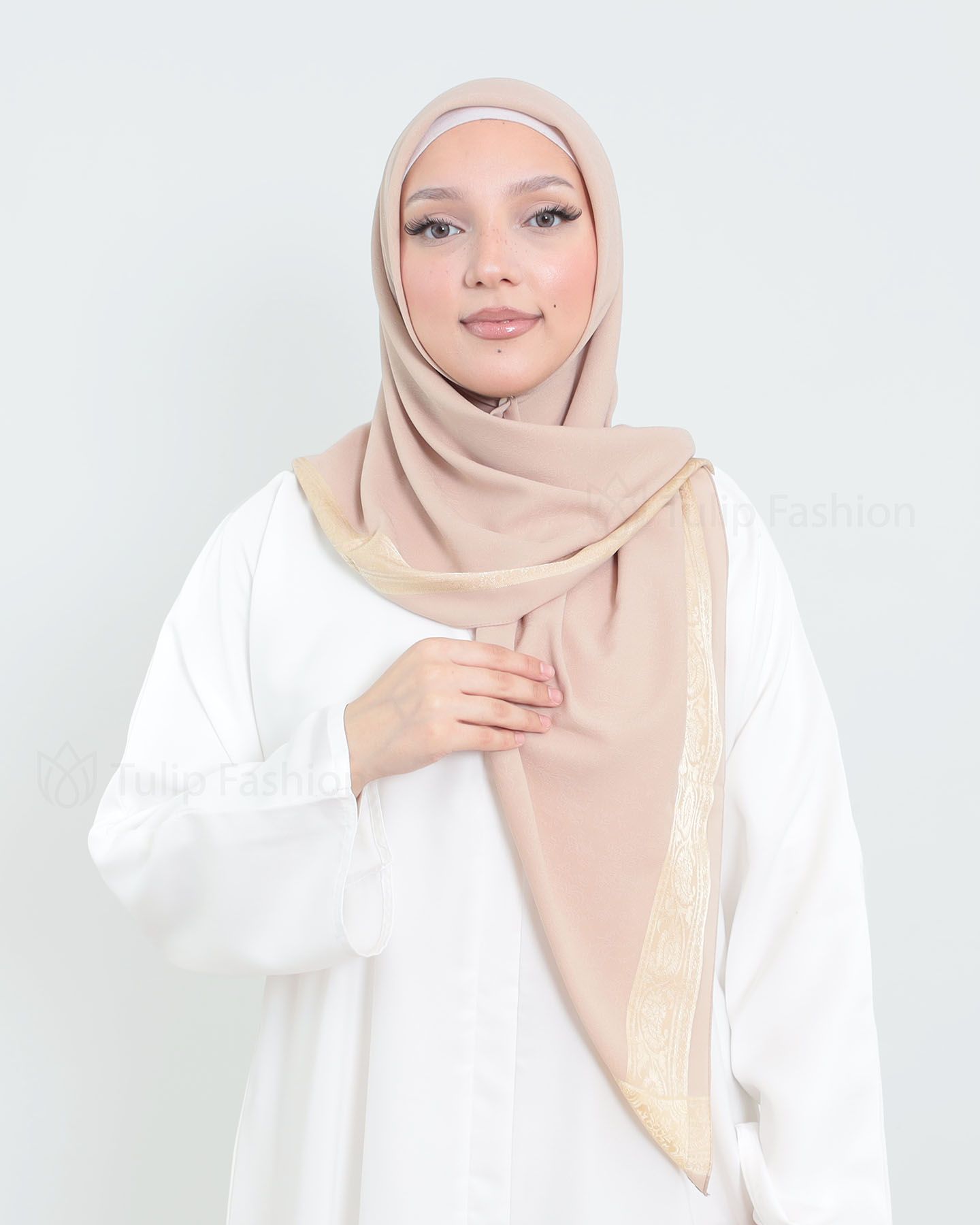 Hijab - Kvadratisk Chiffon 120 cm - Beige