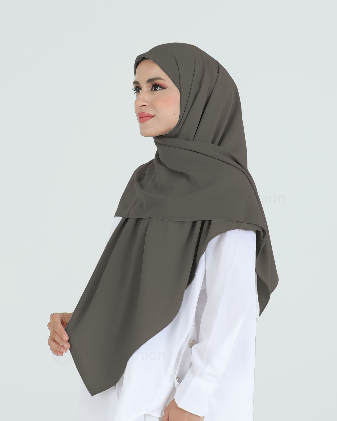 Hijab - Square Medina Lyx Chiffon 120 cm - Mörkbrun
