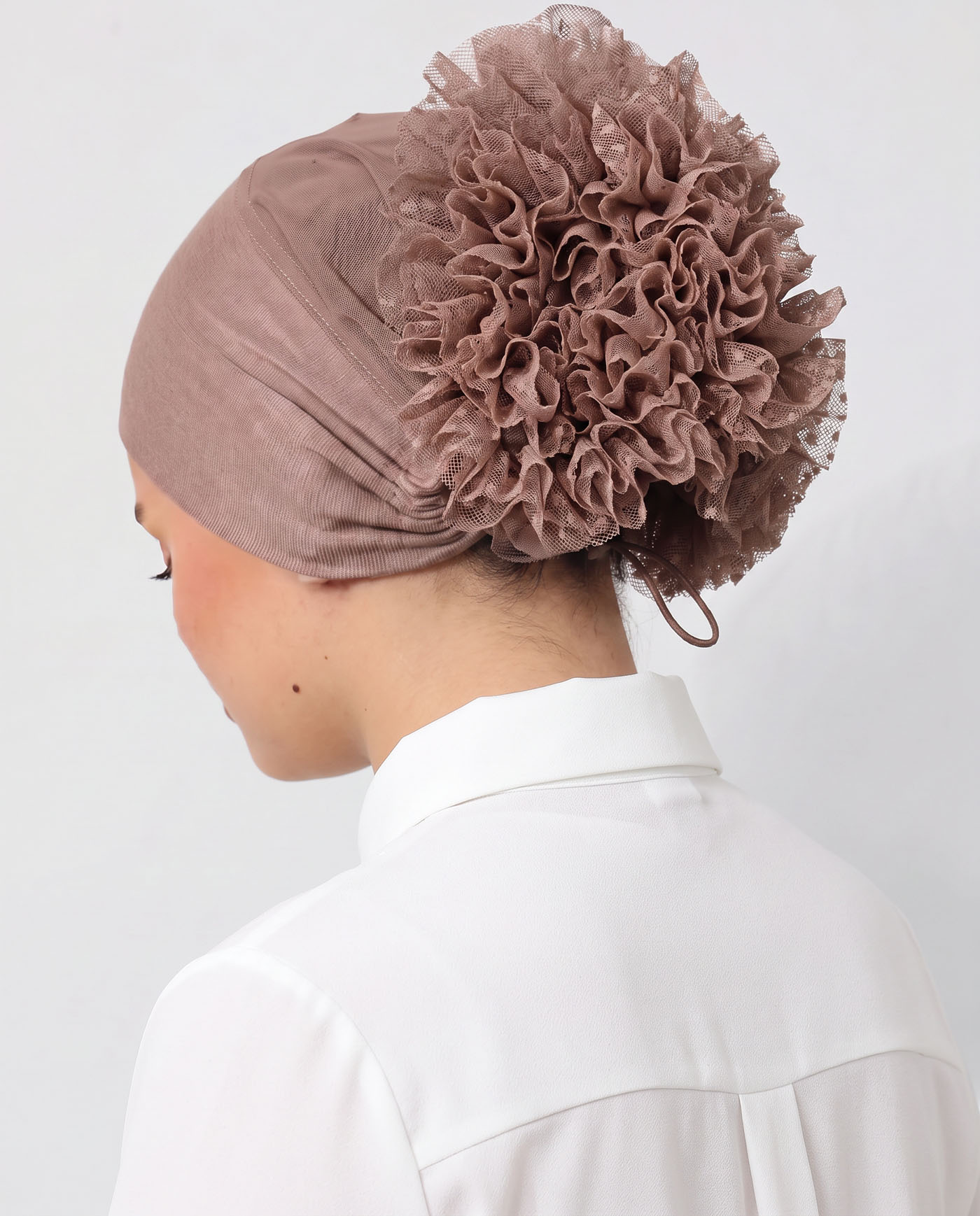 Adjustable Underscarf with Silicone and Puff - Brown